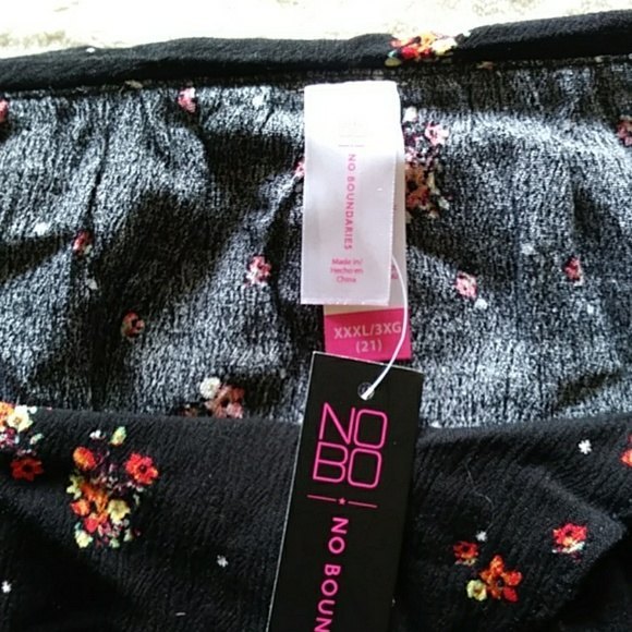 Boho Floral Peasant Top Sz XXL NWT - Picture 5 of 8